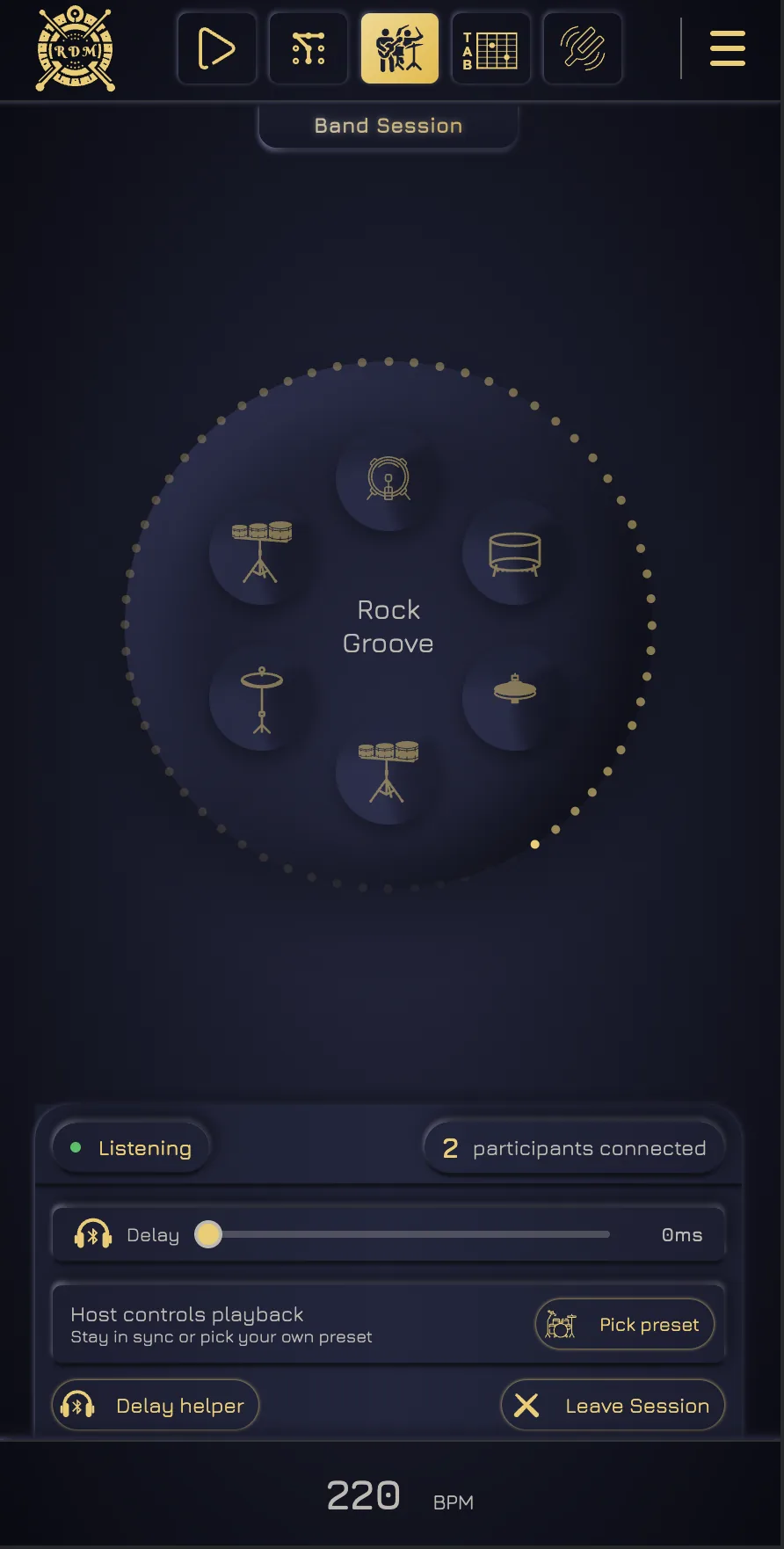 Player listening screen with participant status, delay control, and Pick preset action